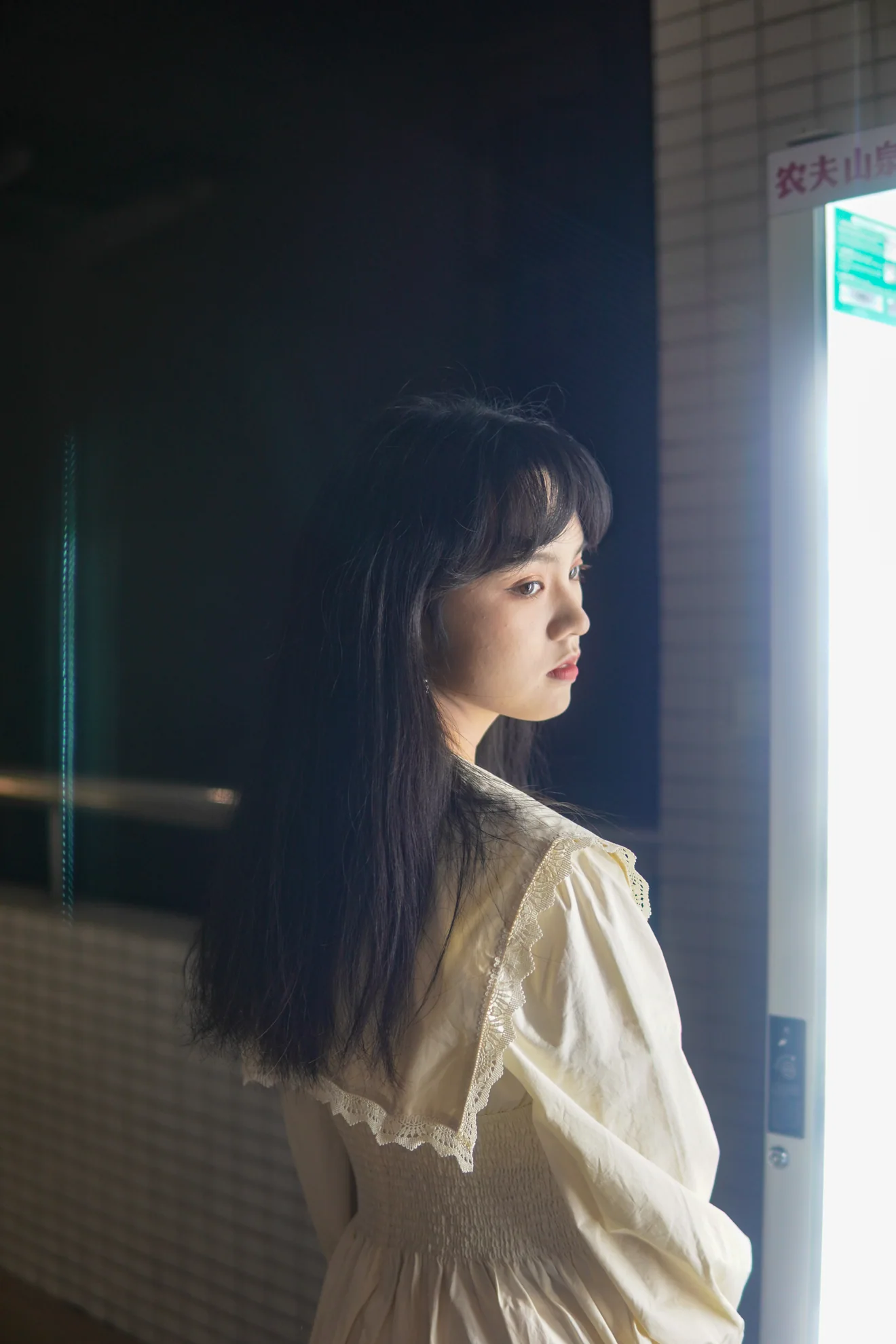 室内夜景中景 · 历史 Lightroom 完成版